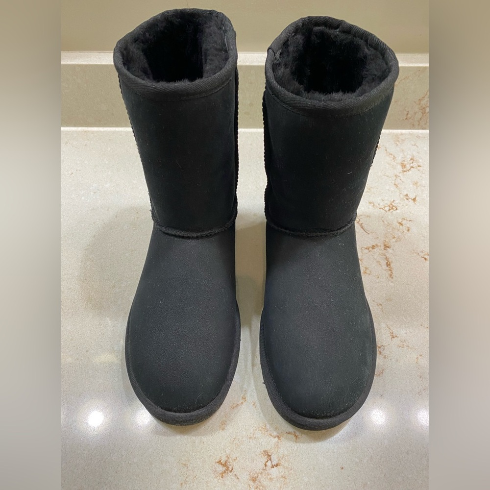 Ugg Womens Classic II Short Boot - New - Picture 5 of 8